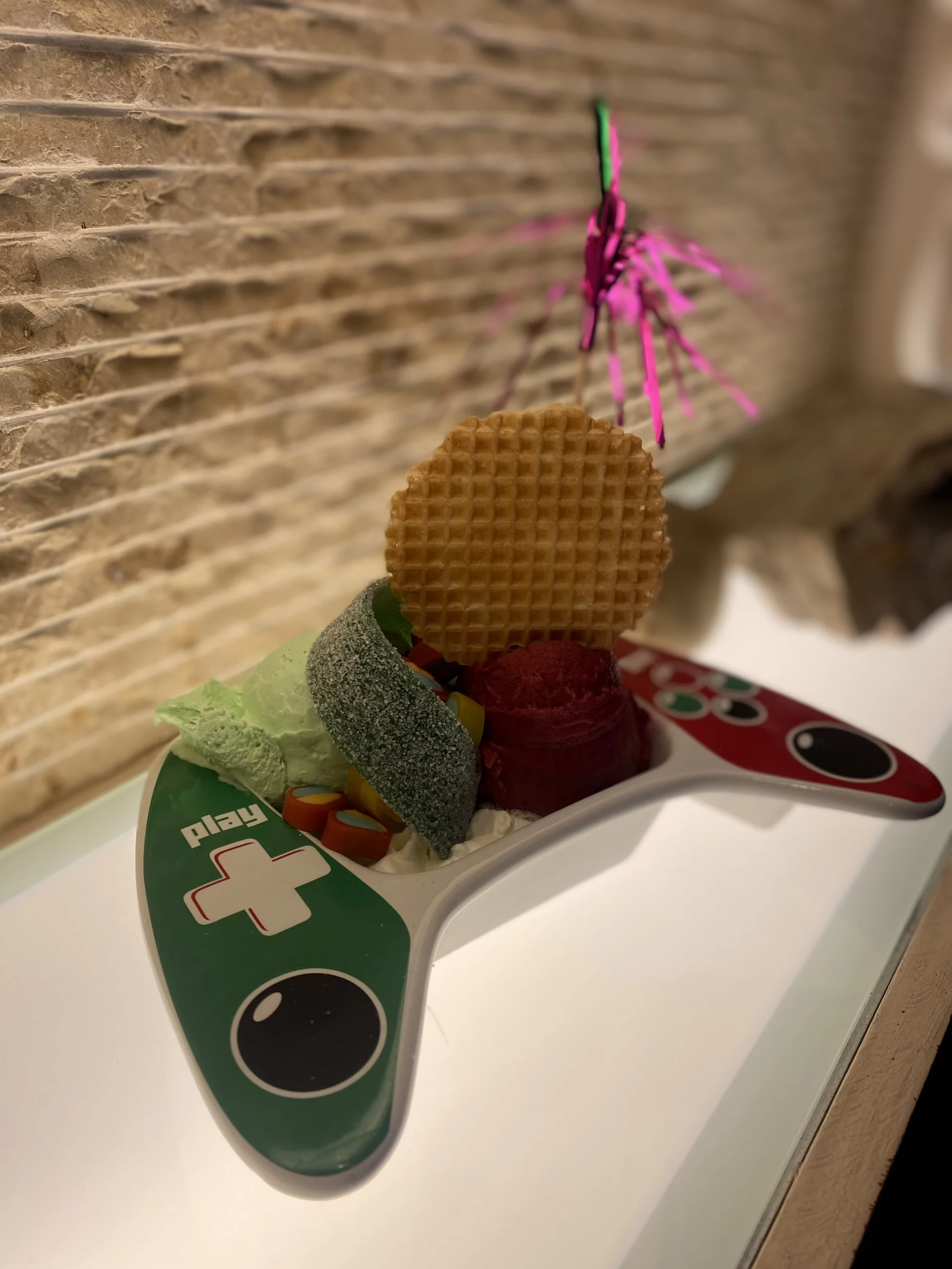 Eisbecher im Eiscafé Veitshöchheim