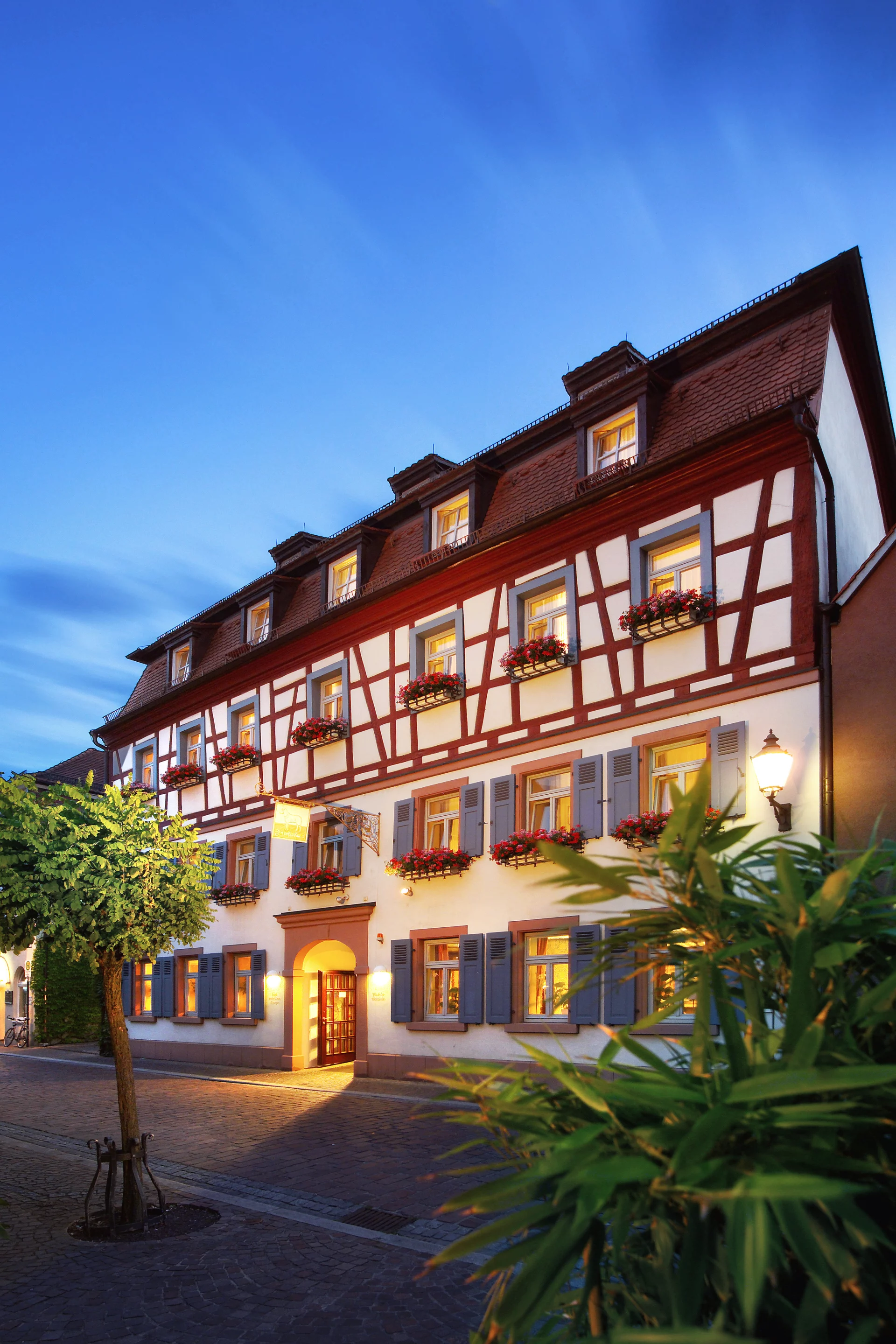 Hotel-Weisses-Lamm_Fachwerkhaus_1